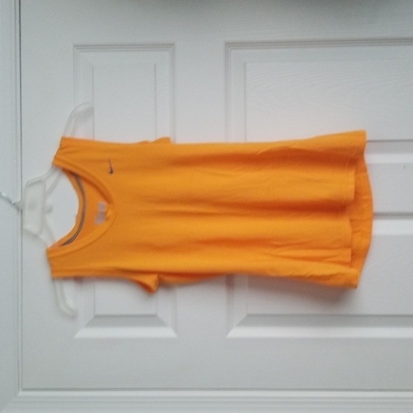 Nike Dri-Fit Women's Skirt Tank - Picture 1 of 10